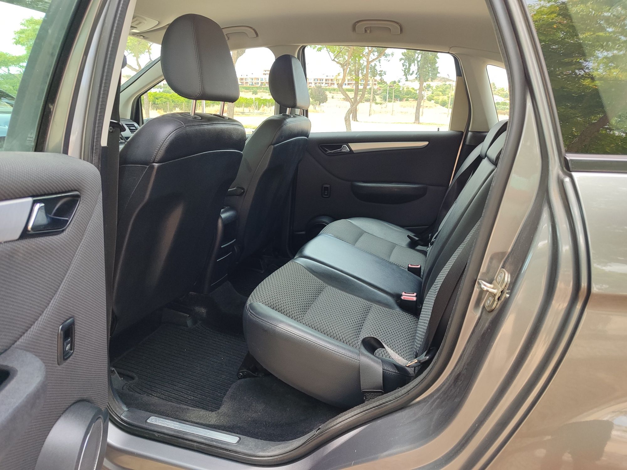 Mercedes-Benz B 180 2.0 CDi Avantgarde