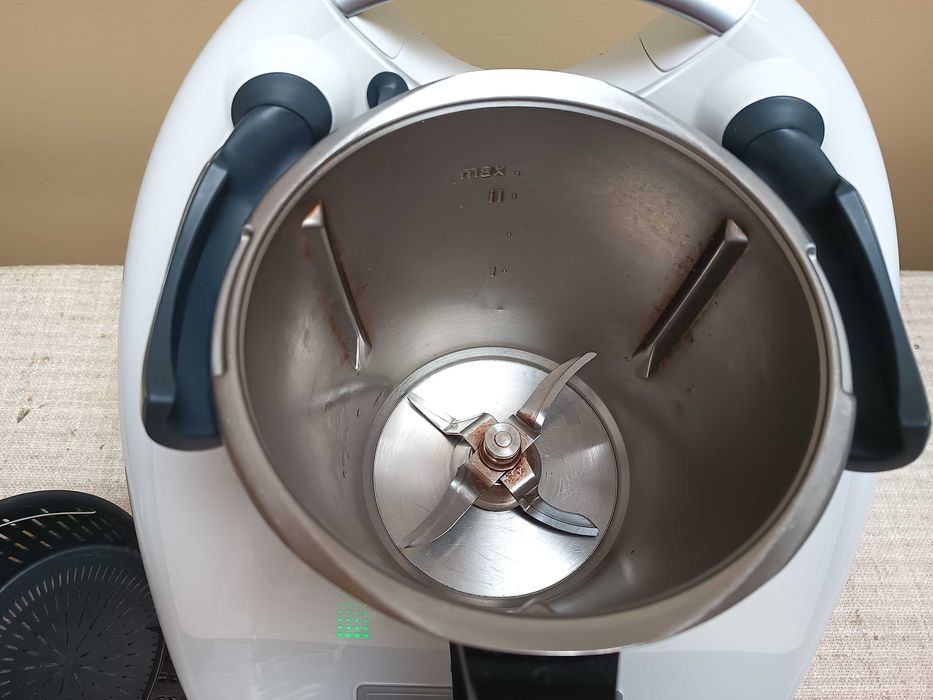 VORWERK Thermomix TM5 + nośnik ABC
