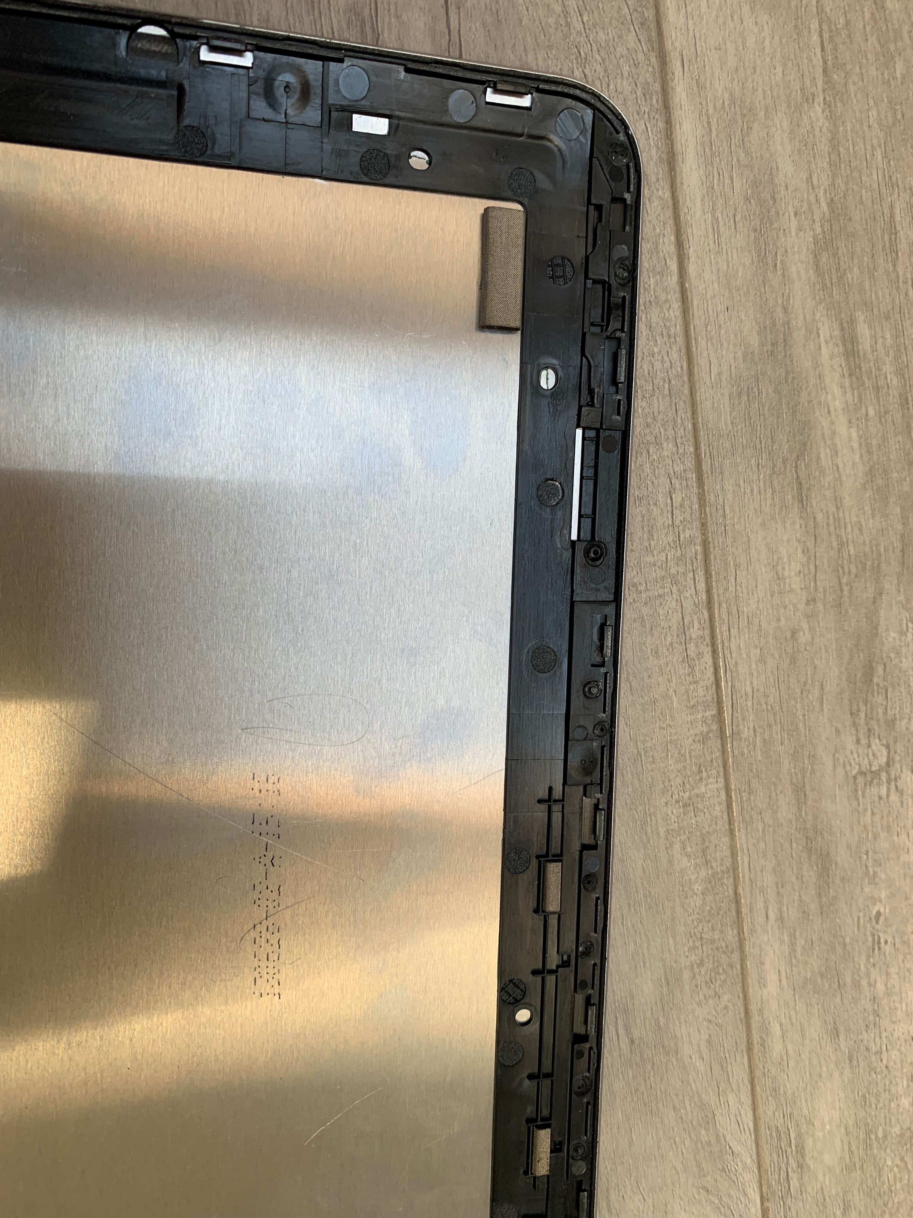 Klapa matrycy HP Envy Touchsmart 4-1130ew