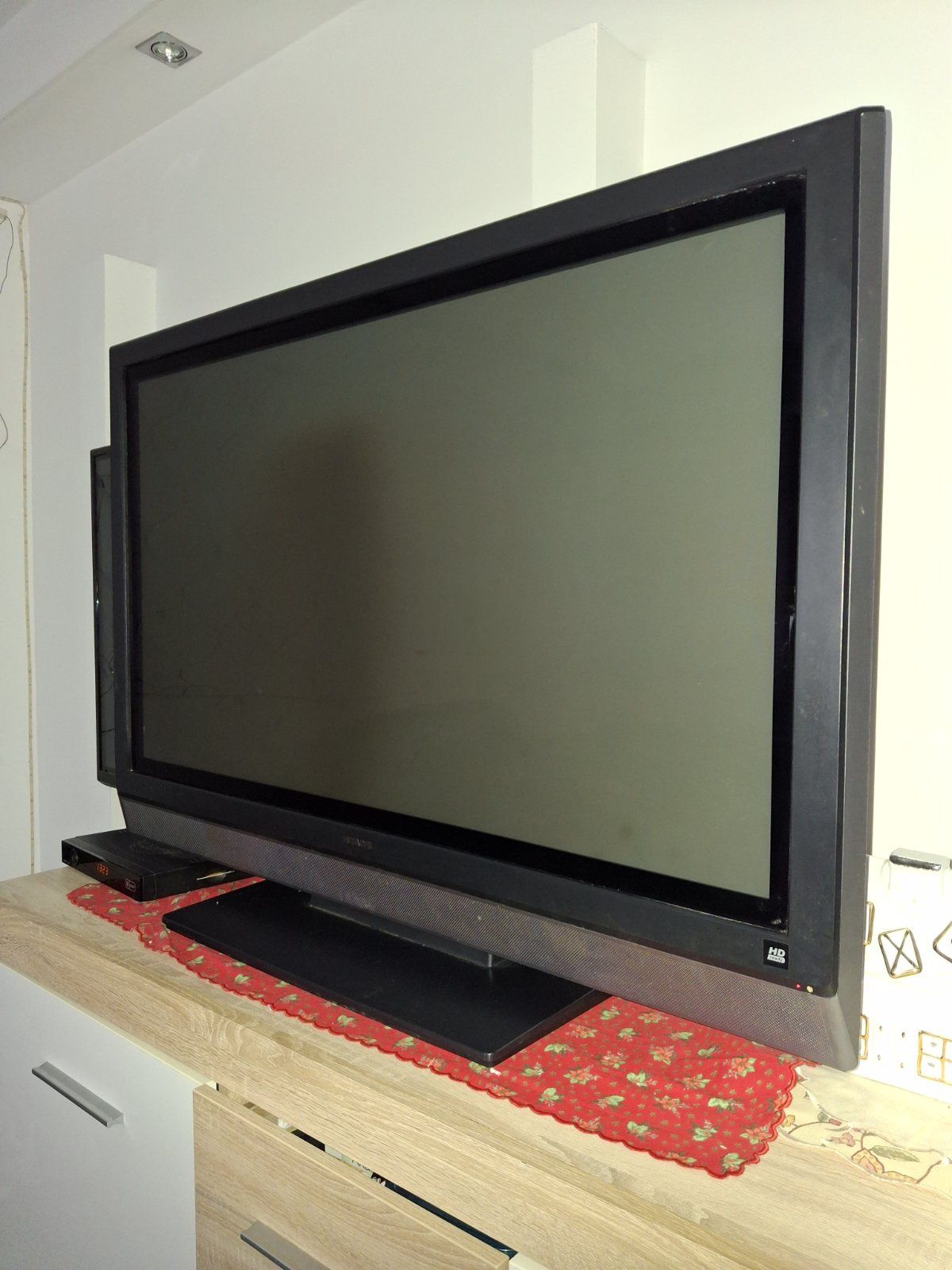 Hitachi P42A01 .