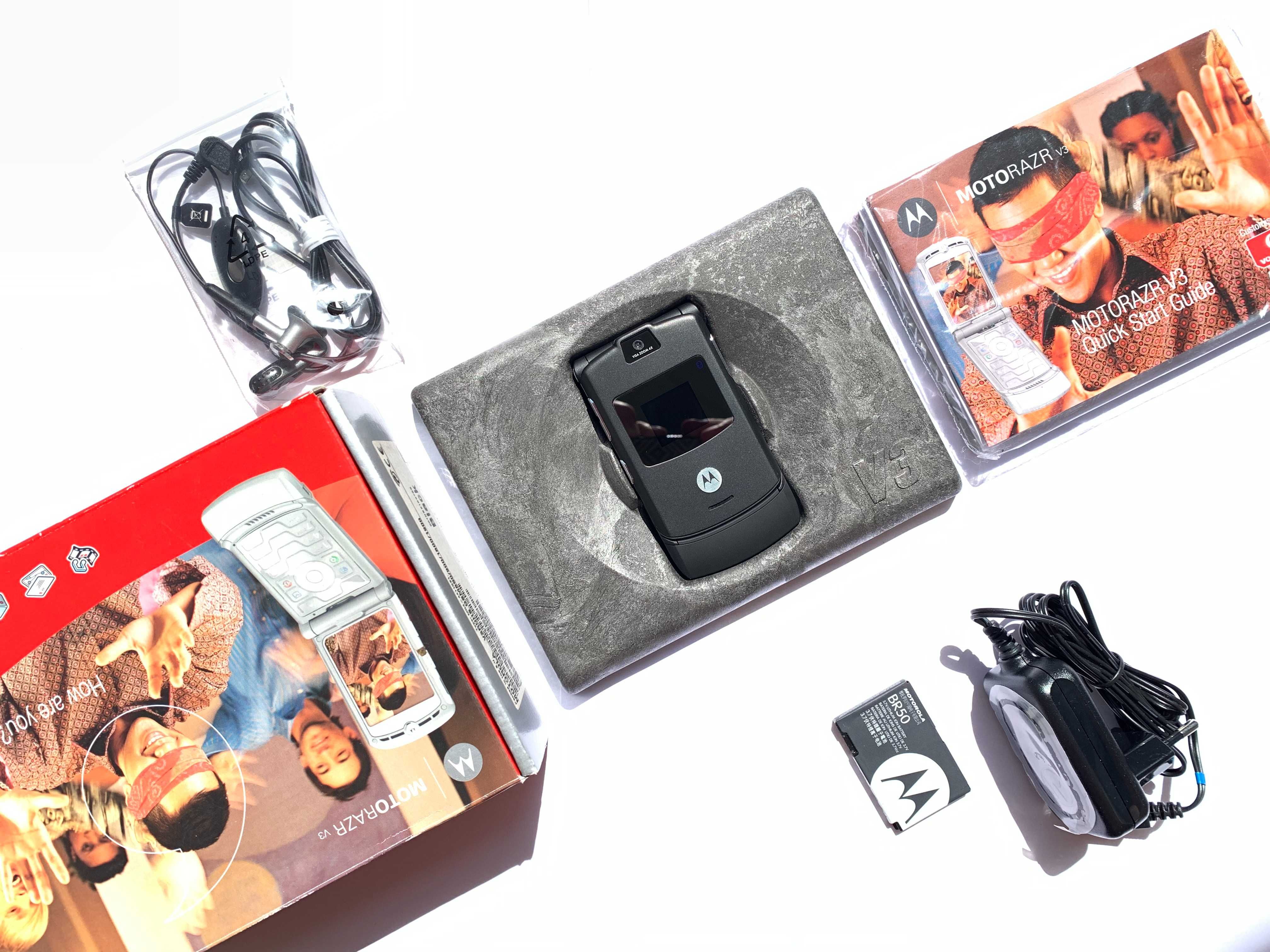 Motorola RAZR V3 ( Black ) - НОВИЙ ! - Оригінал ! ретро раритет