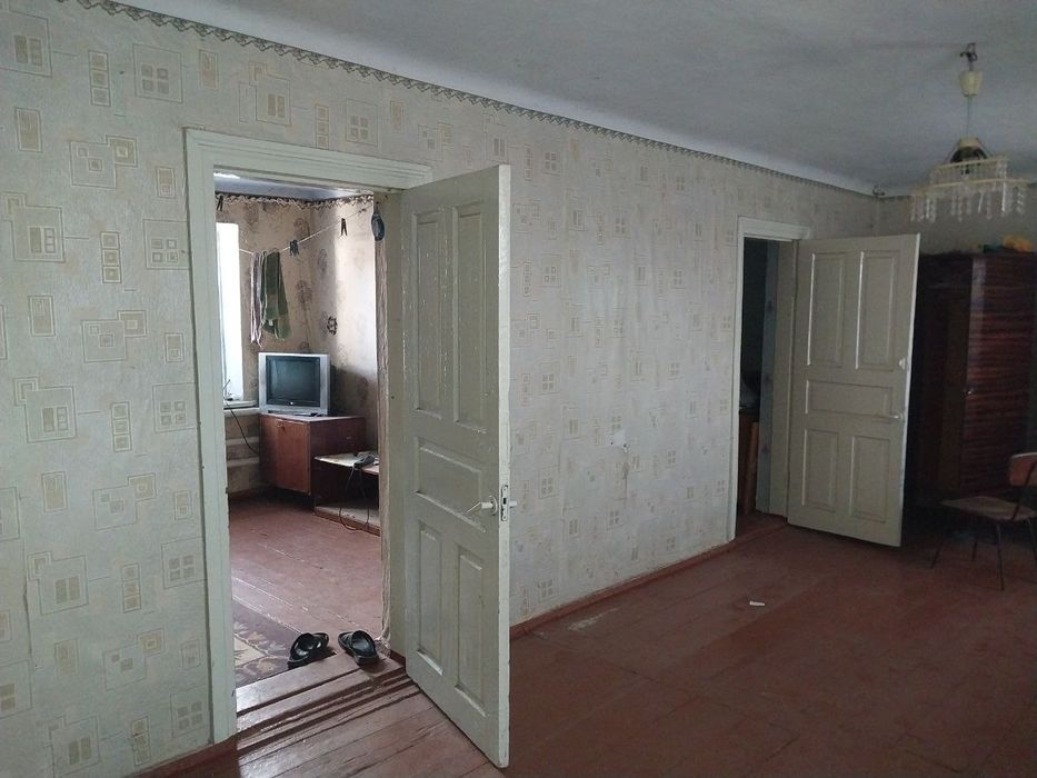 Продам квартиру с. Буське