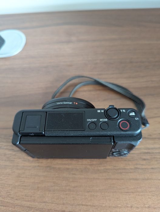Aparat SONY ZV-1 Czarny, 20.1Mpix super stan