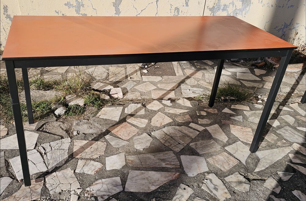 Mesa, secretária escolar