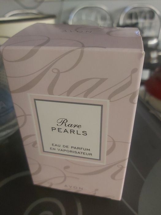 Rare pearlsperfun avon
