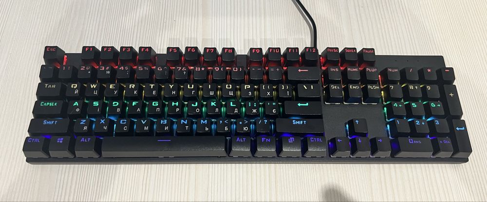Ігрова МЕХАНІЧНА Клавіатура SKYLION G300 RGB red switch стан нової