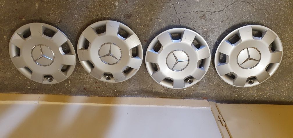 Kołpaki Mercedes
