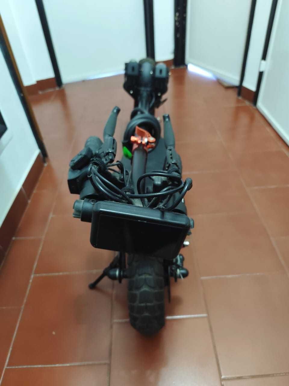 Scooter Impecável – Pouquíssimo Uso!
