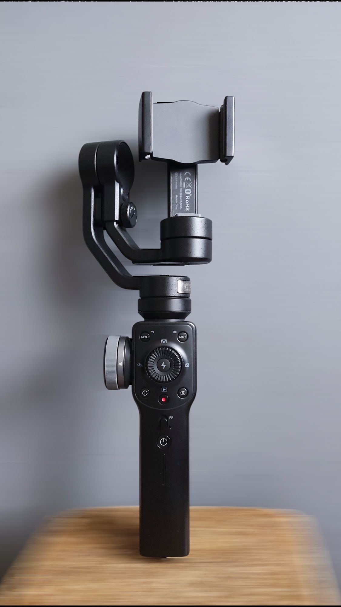 Gimbal Zhiyun Smooth-4