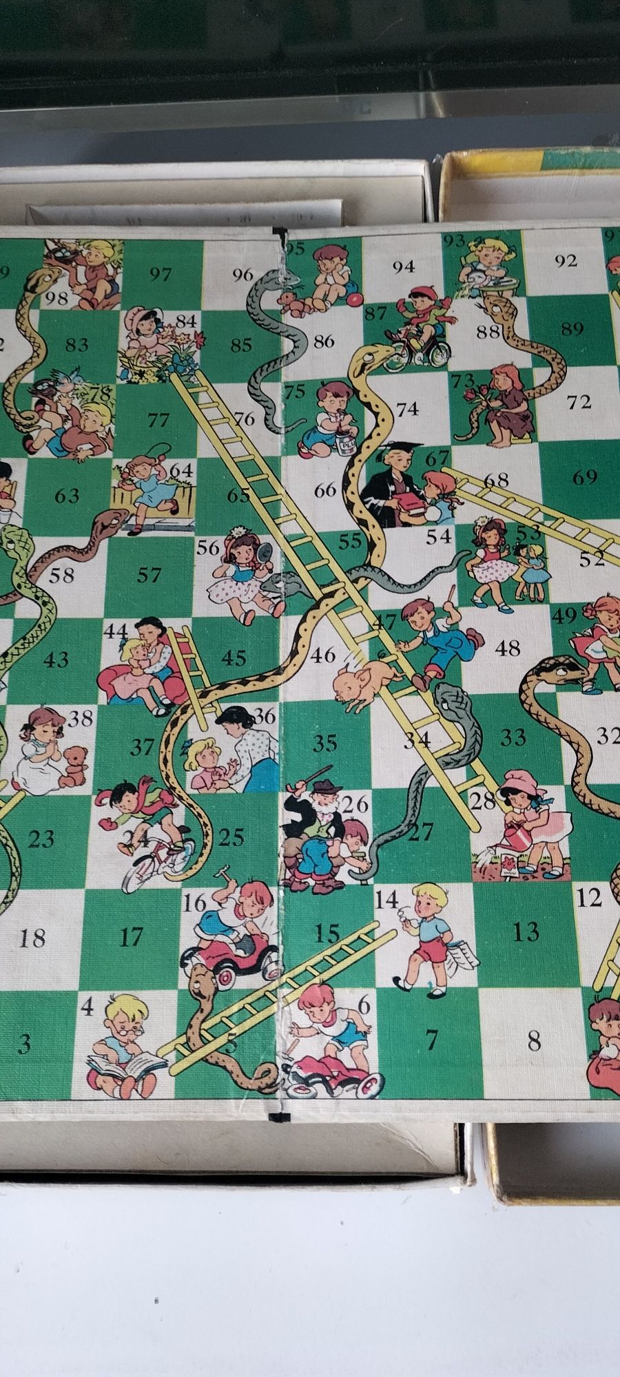 Gra planszowa Vintage Spears Ludo z lat 60. Gra rodzinna w stylu retro