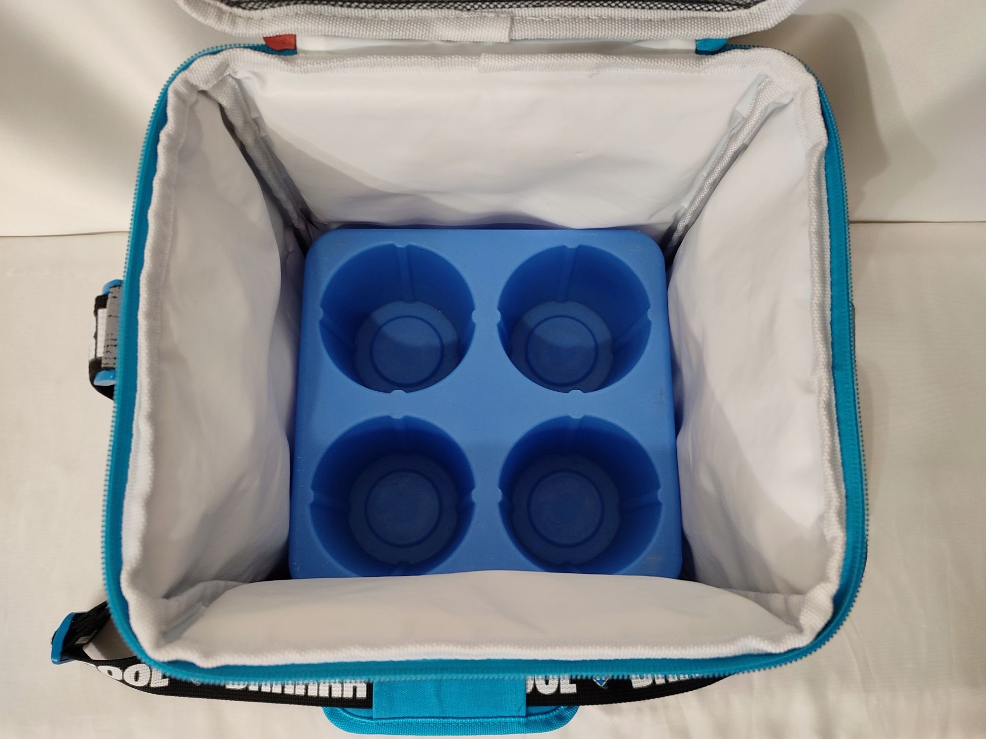 Domino’s сумка холодильник з акамулятором для напоїв та іншого