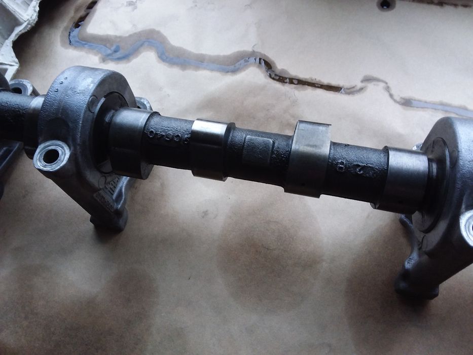 Распредвал Nissan LD23