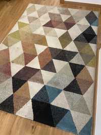 Vendo carpete multicolor