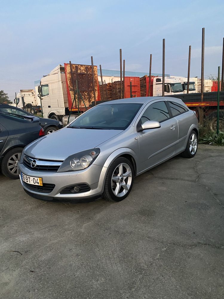 Opel Astra H / 2006/06 , 100cv todo original