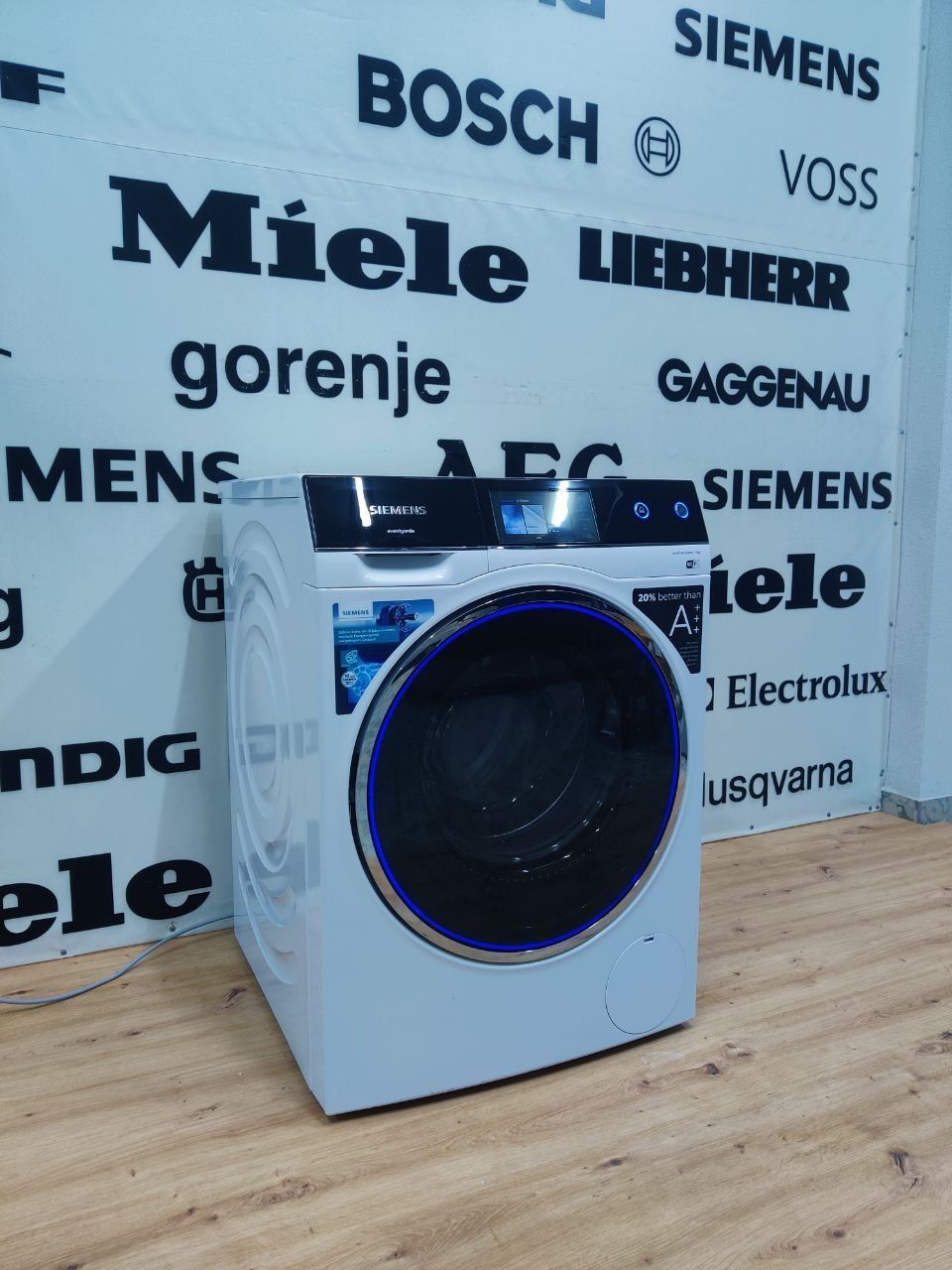 Пральна машина SIEMENS™ WM14U940EU Avantgarde SENSOFRESH System. 10 kg