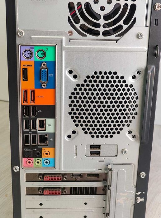 Torre Computador ACER 6 GB RAM disco 750 GB
