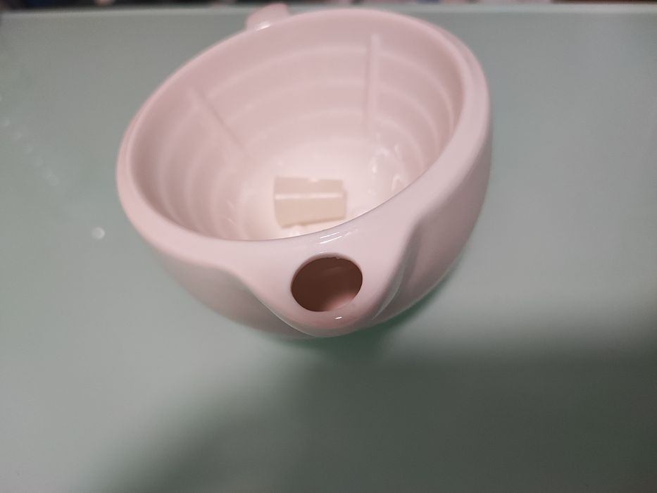 Tigela para barbear com água quente