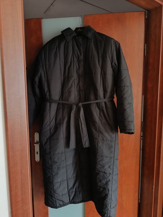Płaszcz zimowy pikowany długi rozm M