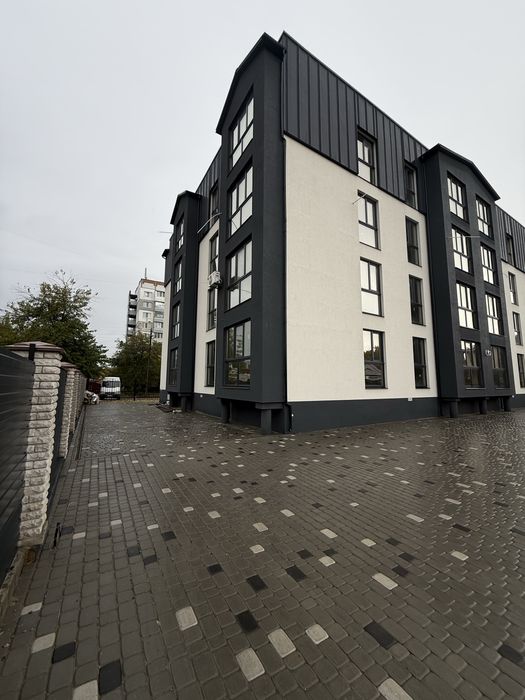 Продаж 2х кімн. квартири у клубному будинку по вул. Різдвяній