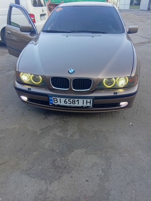 Продам бмв 520 е39.