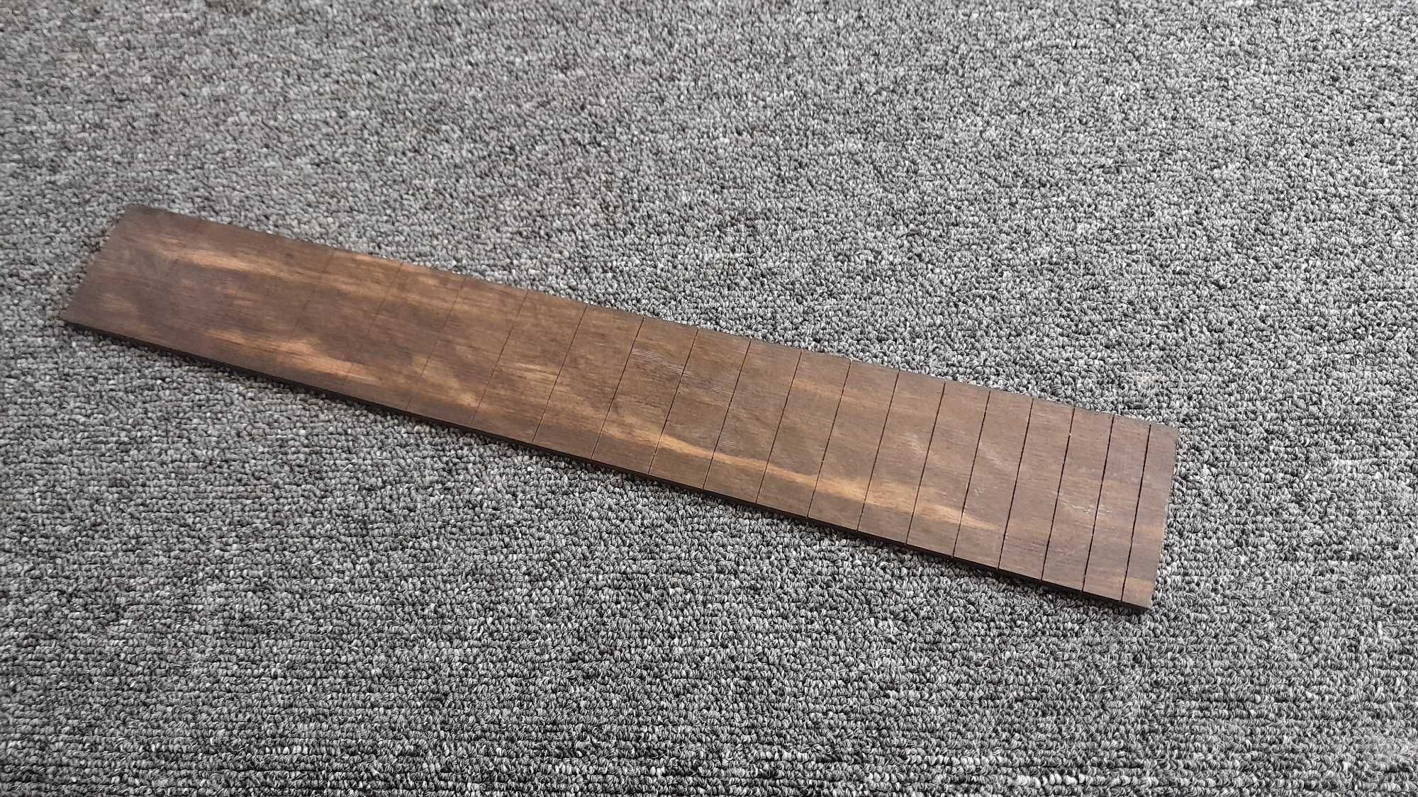 Podstrunnica palisander 19 progów 25 cali, CNC