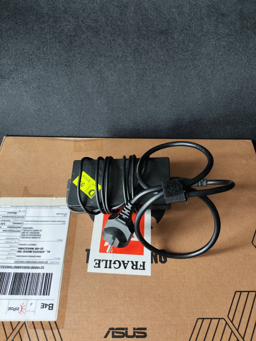 Asus tuf gaming f15 GTX 1650TI