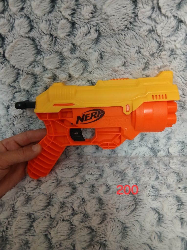 Пістолети фірми Nerf