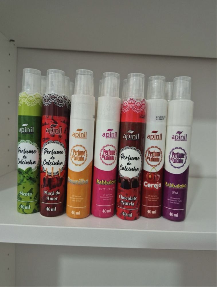 Kit com 12 perfumes de calcinha Apnil