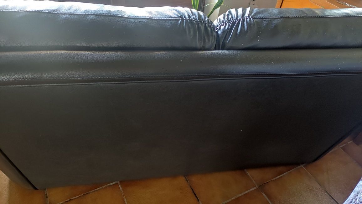 Sofá 2 lugares preto