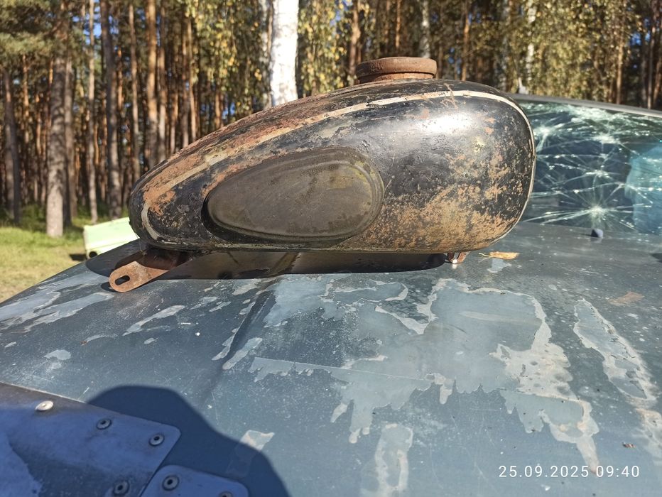 Продам бак на ретро мото техніку м55