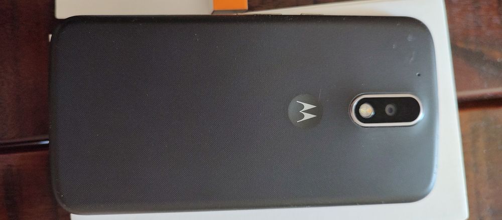 Мобильный телефон Motorola MOTO G4