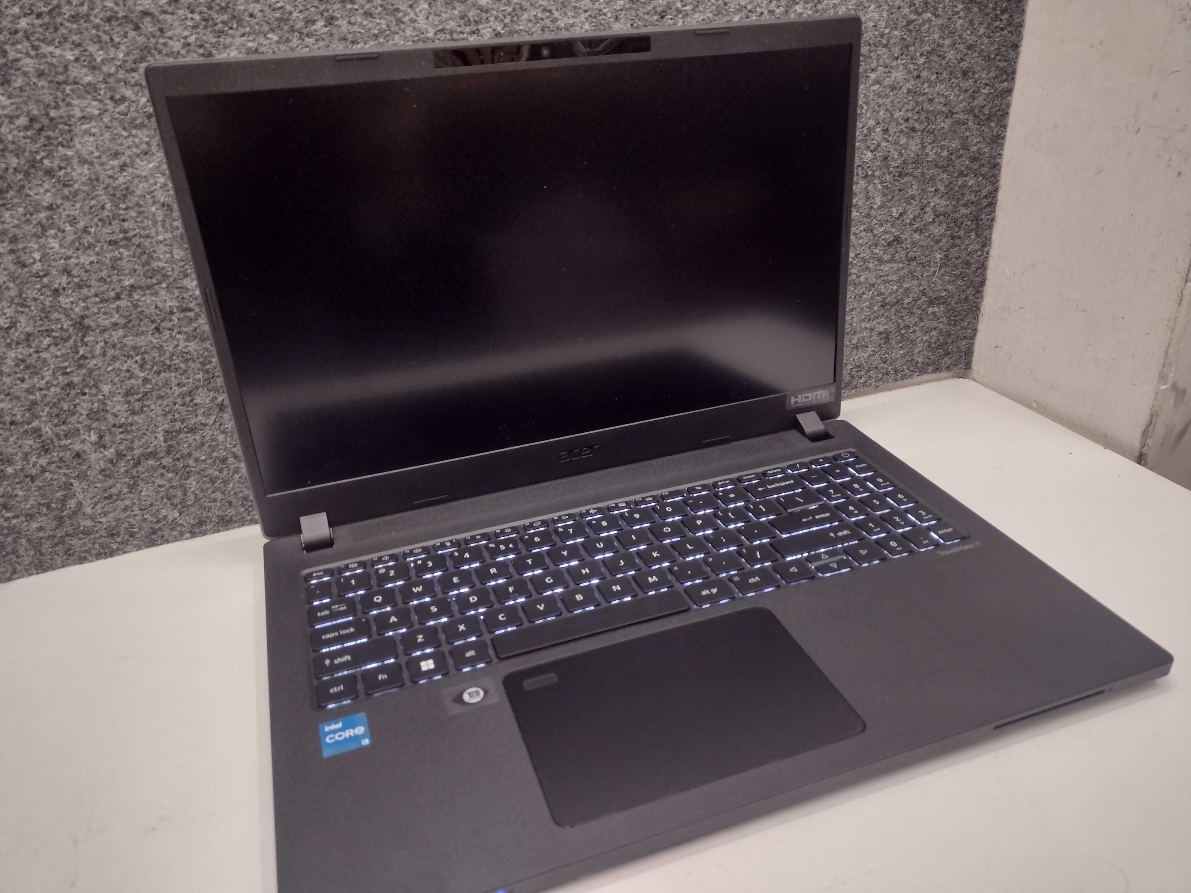 [1421/n/24] Laptop Asus TravelMate P215-54 (I3-1215U, 16GB, 500GB SSD)