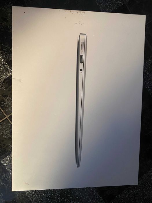 Apple Macbook Air 2015 8GB Em Bom Estado