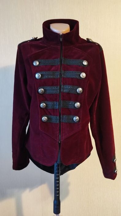 Бархатный сюртук от dark star by jordash