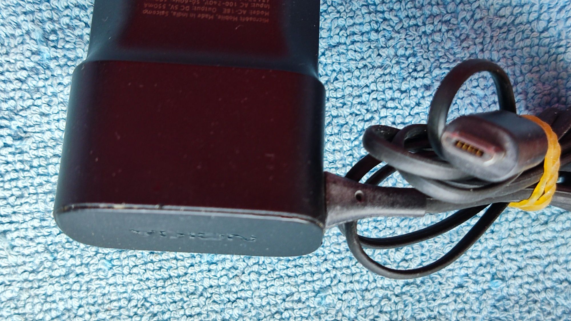 Ładowarka sieciowa micro USB typ B do np. tel  Nokia 5V, 550 mA