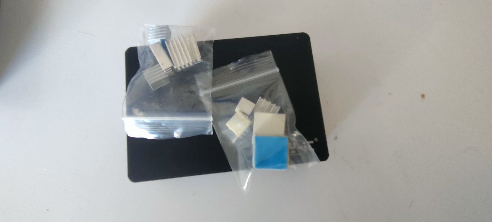 Caixa + Dissipadores Raspberry pi 4
