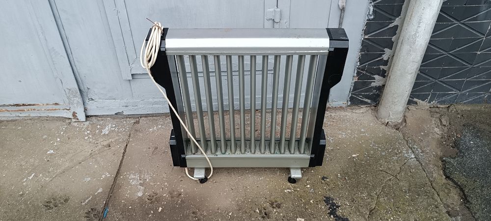 Обігрівач масляний