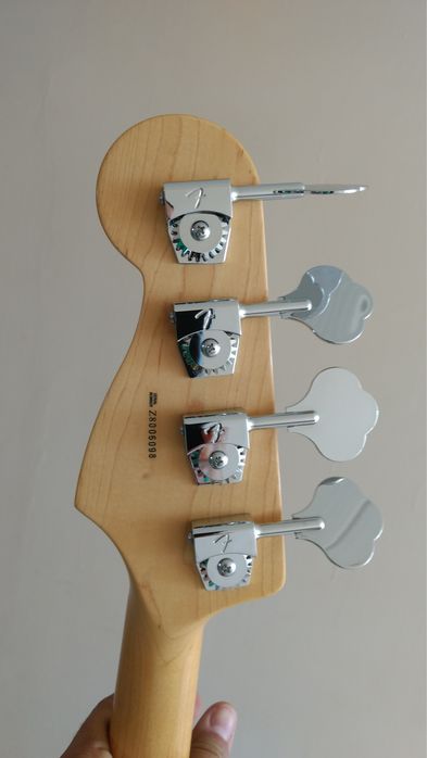 Fender jazz bass