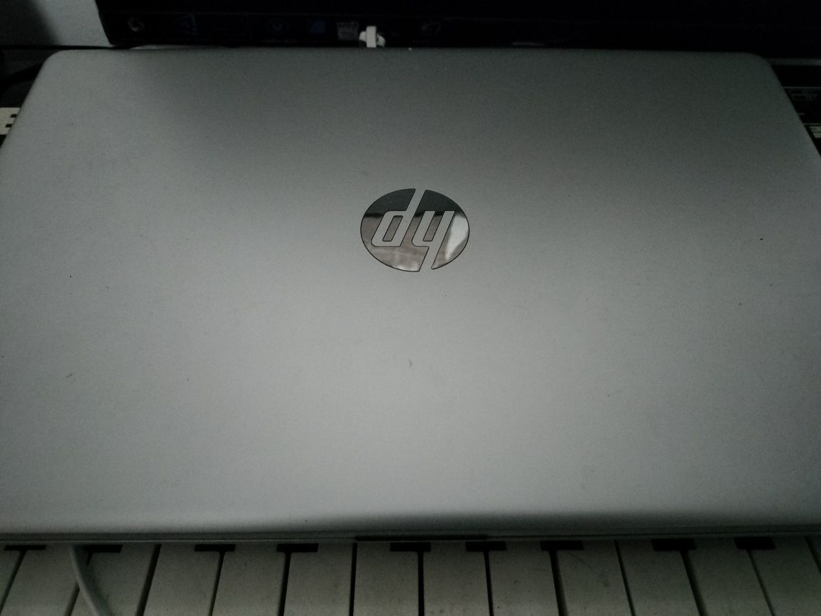 Portátil HP laptop Intel I5