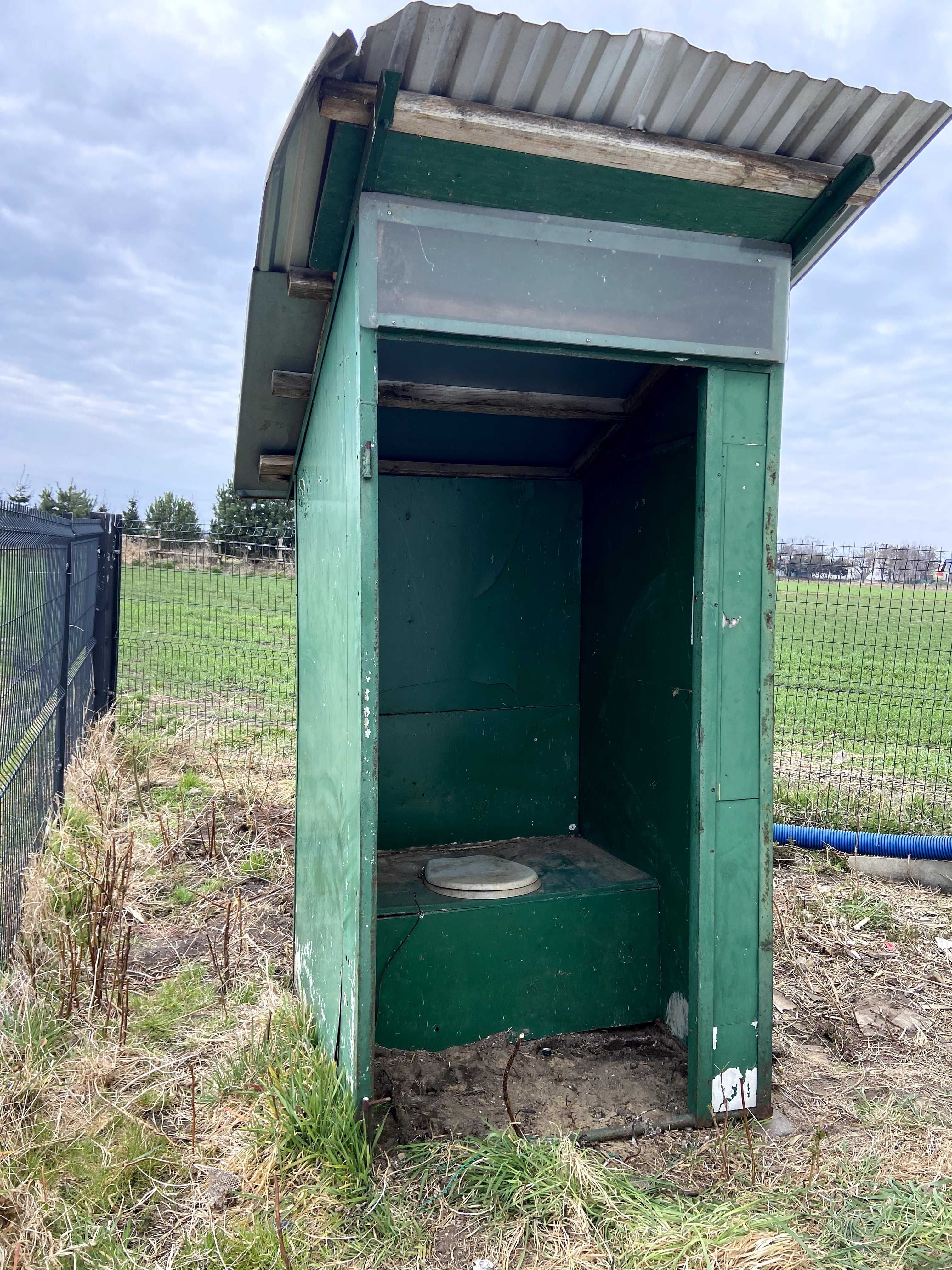 Toaleta, WC, wychodek na budowę