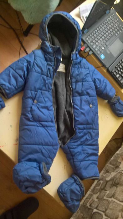 Зимний комбинезон для мальчика 3-6 месяцев+шапочка в подарок