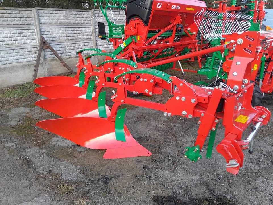 Pług zagonowy jednobelkowy PJR4 zab. resorowe AGRO-MASZ