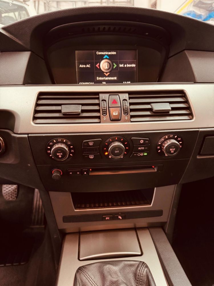 BMW 520d (2006).