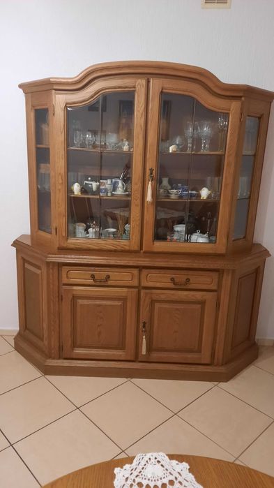 Kredens dębowy bardzo stary. Negocjacja ceny.