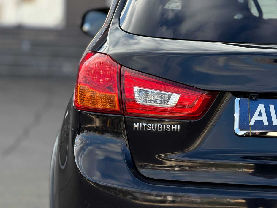 Avtoreal Mitsubishi Outlander Sport
2017