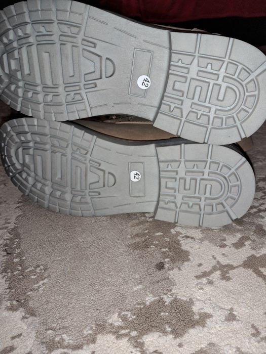 Ботінкі чоловічі 42 розмір нові