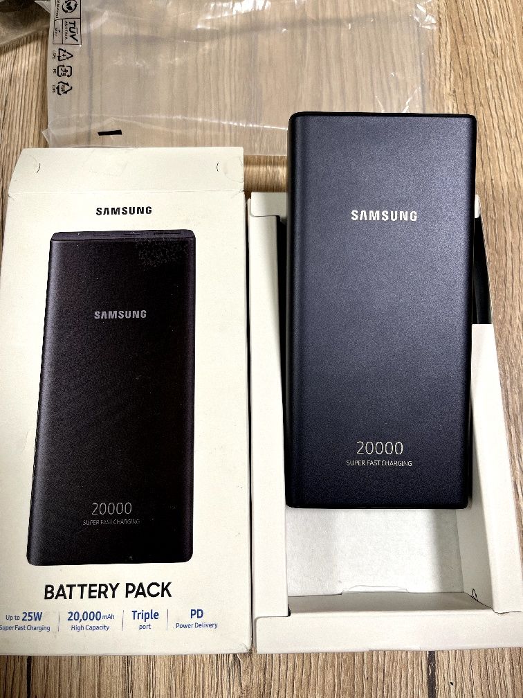 УМБ, повербанк Samsung EB-P5300 20000 mAh 25W Black (EB-P5300XJRGRU)