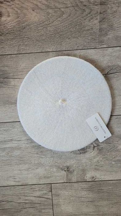 Grace focus fashion kremowy beret wełniany
