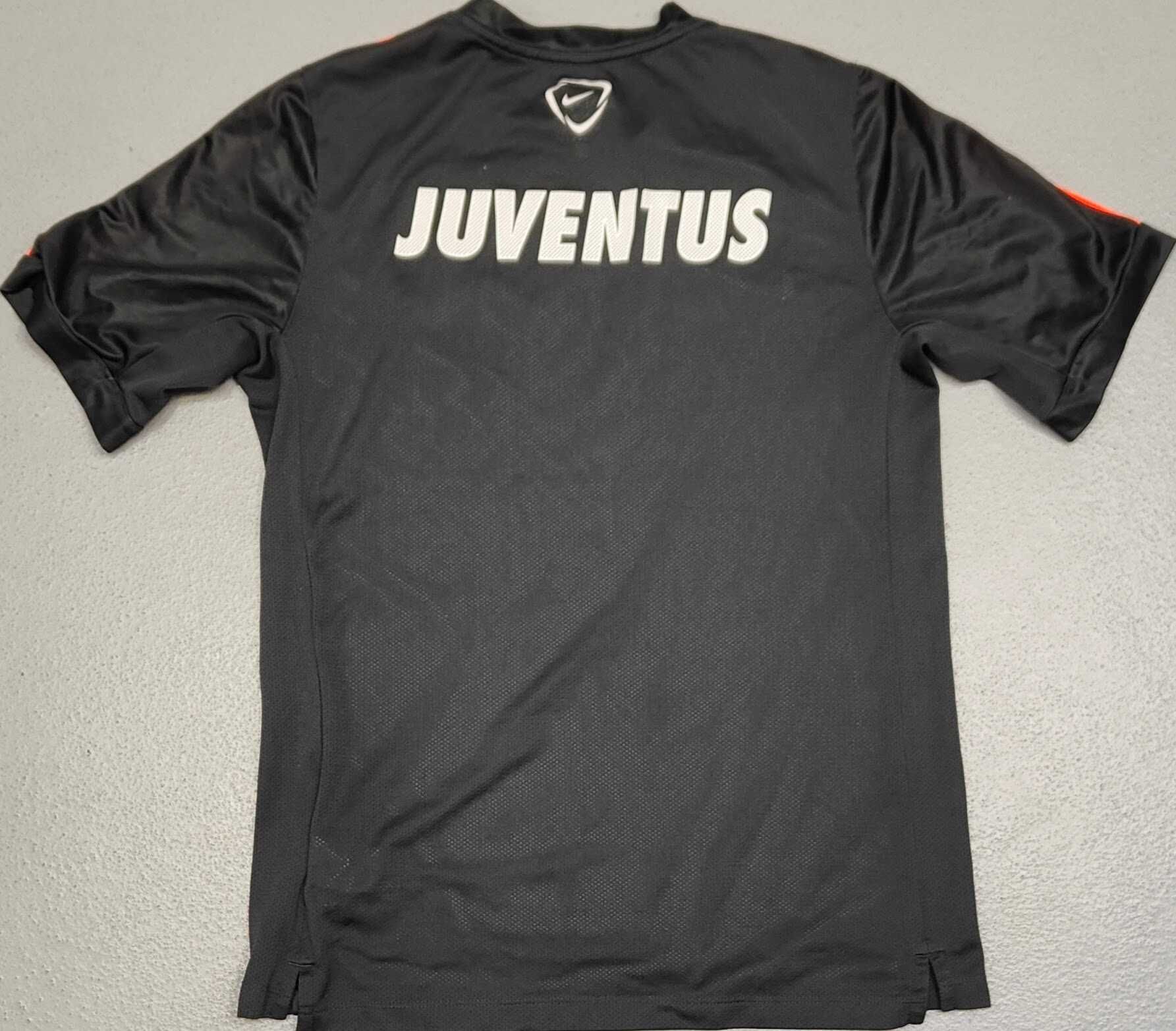 H) JUVENTUS Nike oryginalna koszulka klubowa Roz.S/M