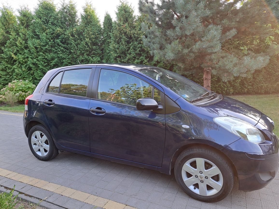 Toyota Yaris 2011r